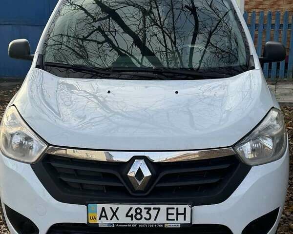 Білий Рено Dokker, об'ємом двигуна 1.6 л та пробігом 317 тис. км за 3900 $, фото 11 на Automoto.ua
