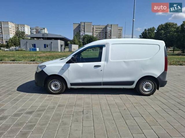 Белый Рено Dokker, объемом двигателя 1.5 л и пробегом 217 тыс. км за 3200 $, фото 2 на Automoto.ua