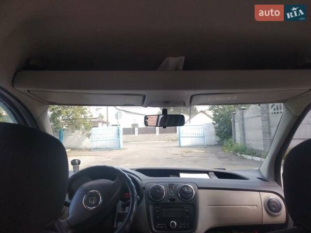 Білий Рено Dokker, об'ємом двигуна 1.46 л та пробігом 300 тис. км за 8500 $, фото 4 на Automoto.ua
