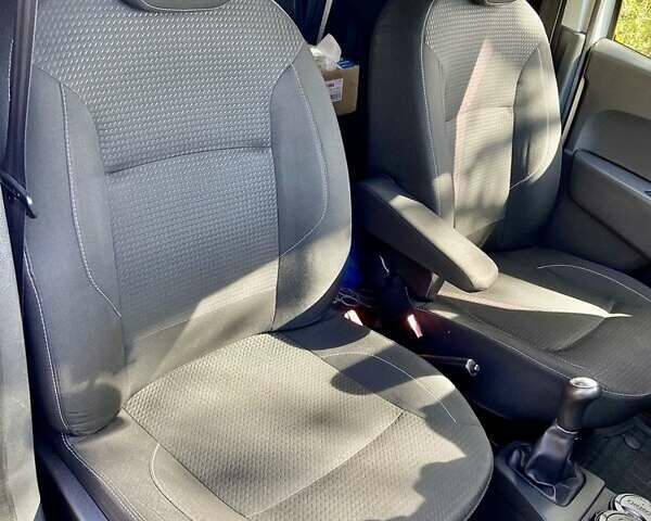 Білий Рено Dokker, об'ємом двигуна 1.5 л та пробігом 300 тис. км за 9500 $, фото 12 на Automoto.ua