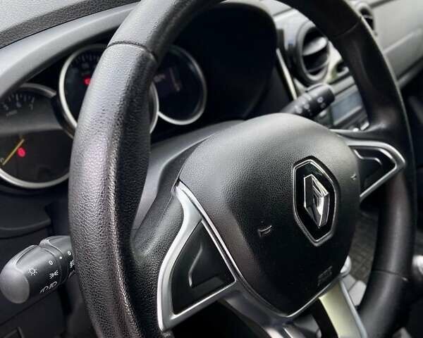 Білий Рено Dokker, об'ємом двигуна 1.5 л та пробігом 300 тис. км за 9500 $, фото 9 на Automoto.ua