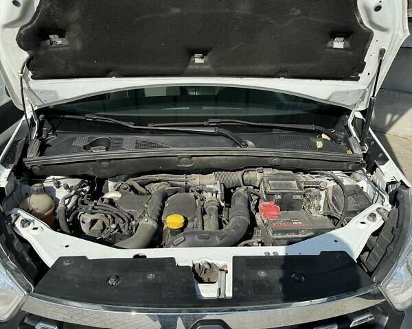 Белый Рено Dokker, объемом двигателя 1.5 л и пробегом 81 тыс. км за 9500 $, фото 9 на Automoto.ua