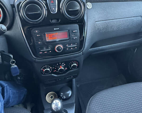 Белый Рено Dokker, объемом двигателя 1.5 л и пробегом 146 тыс. км за 8950 $, фото 15 на Automoto.ua