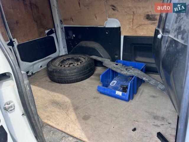 Белый Рено Dokker, объемом двигателя 1.6 л и пробегом 120 тыс. км за 5800 $, фото 3 на Automoto.ua