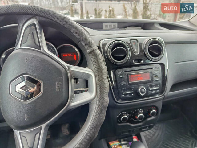 Білий Рено Dokker, об'ємом двигуна 1.46 л та пробігом 206 тис. км за 10000 $, фото 9 на Automoto.ua