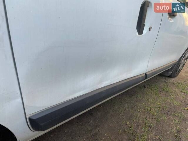 Белый Рено Dokker, объемом двигателя 1.6 л и пробегом 193 тыс. км за 7500 $, фото 26 на Automoto.ua