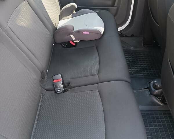 Белый Рено Dokker, объемом двигателя 1.46 л и пробегом 119 тыс. км за 9700 $, фото 7 на Automoto.ua