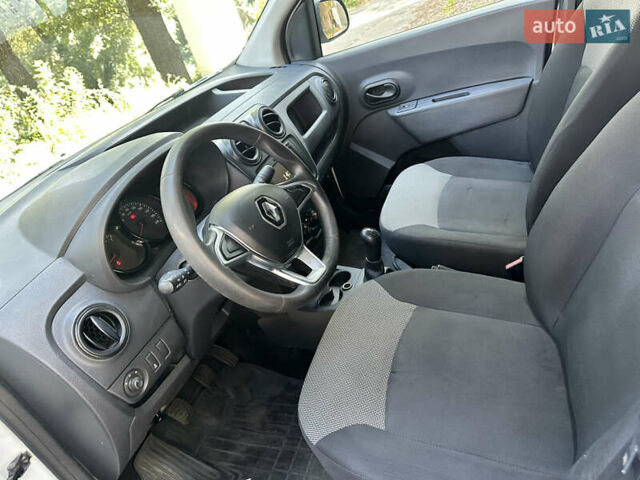 Белый Рено Dokker, объемом двигателя 1.5 л и пробегом 136 тыс. км за 8500 $, фото 11 на Automoto.ua