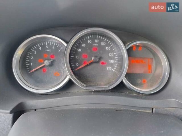 Білий Рено Dokker, об'ємом двигуна 1.6 л та пробігом 80 тис. км за 11000 $, фото 5 на Automoto.ua