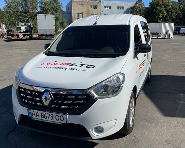 Білий Рено Dokker, об'ємом двигуна 1.46 л та пробігом 104 тис. км за 12500 $, фото 1 на Automoto.ua