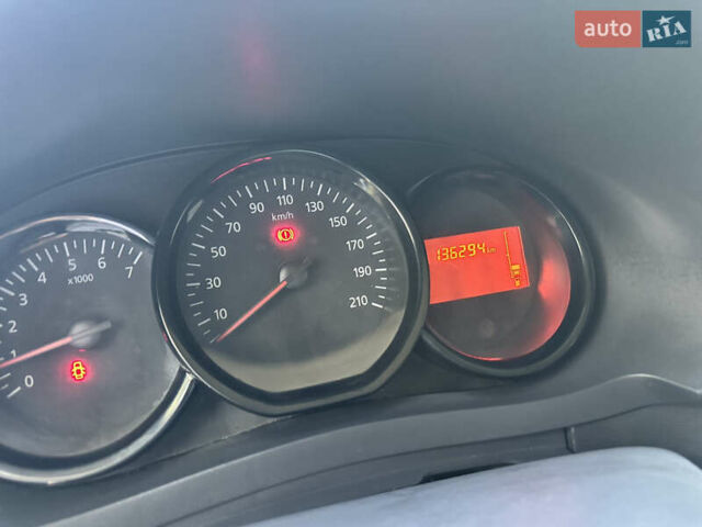 Белый Рено Dokker, объемом двигателя 1.5 л и пробегом 136 тыс. км за 8500 $, фото 8 на Automoto.ua