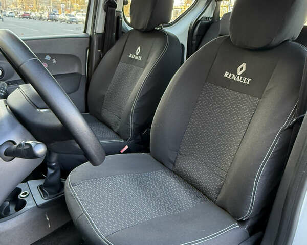 Белый Рено Dokker, объемом двигателя 1.5 л и пробегом 156 тыс. км за 12900 $, фото 21 на Automoto.ua