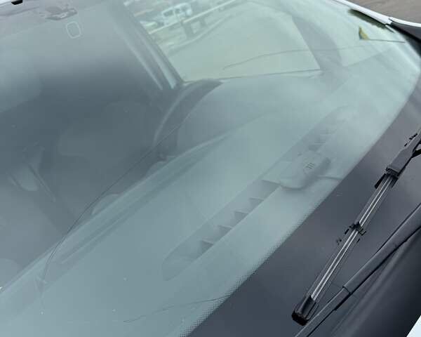 Білий Рено Dokker, об'ємом двигуна 1.6 л та пробігом 96 тис. км за 10300 $, фото 6 на Automoto.ua