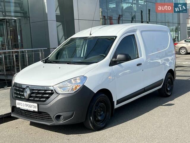 Белый Рено Dokker, объемом двигателя 1.5 л и пробегом 121 тыс. км за 11303 $, фото 2 на Automoto.ua