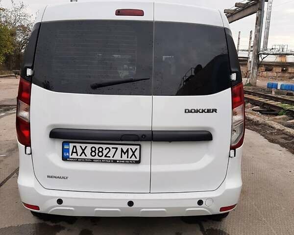 Белый Рено Dokker, объемом двигателя 1.46 л и пробегом 88 тыс. км за 13000 $, фото 2 на Automoto.ua