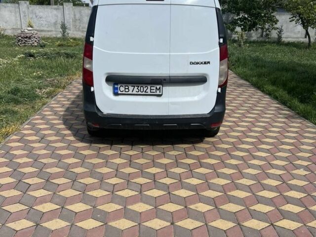 Білий Рено Dokker, об'ємом двигуна 1.5 л та пробігом 318 тис. км за 5500 $, фото 5 на Automoto.ua