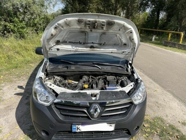 Белый Рено Dokker, объемом двигателя 1 л и пробегом 1000 тыс. км за 5200 $, фото 1 на Automoto.ua