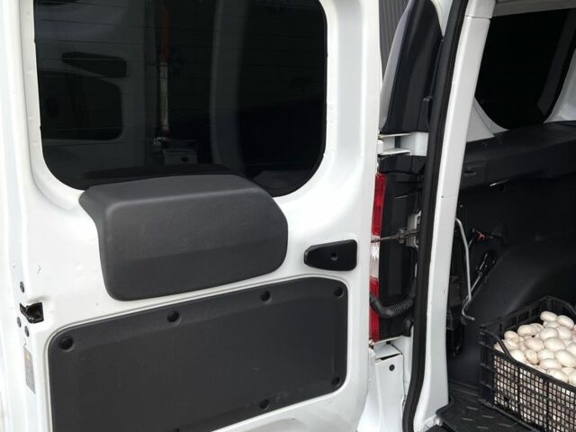 Білий Рено Dokker, об'ємом двигуна 1.5 л та пробігом 300 тис. км за 9500 $, фото 20 на Automoto.ua