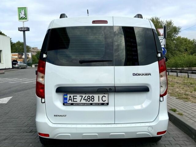 Білий Рено Dokker, об'ємом двигуна 1.5 л та пробігом 300 тис. км за 9500 $, фото 5 на Automoto.ua