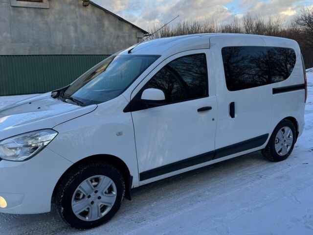 Білий Рено Dokker, об'ємом двигуна 1.5 л та пробігом 143 тис. км за 8950 $, фото 8 на Automoto.ua