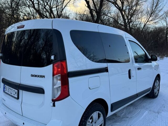 Білий Рено Dokker, об'ємом двигуна 1.5 л та пробігом 143 тис. км за 8950 $, фото 4 на Automoto.ua