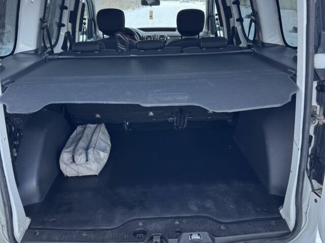 Білий Рено Dokker, об'ємом двигуна 1.5 л та пробігом 143 тис. км за 8950 $, фото 14 на Automoto.ua