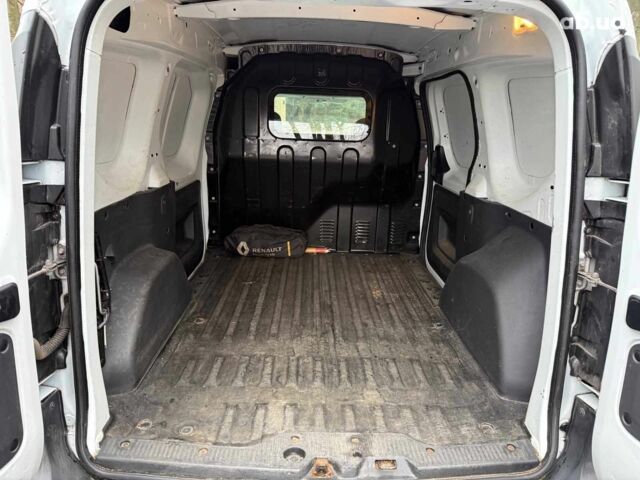 Белый Рено Dokker, объемом двигателя 1.5 л и пробегом 87 тыс. км за 12990 $, фото 13 на Automoto.ua