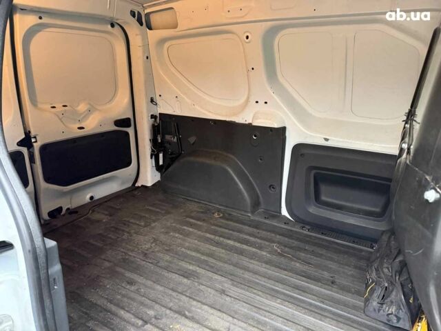 Белый Рено Dokker, объемом двигателя 1.5 л и пробегом 87 тыс. км за 12990 $, фото 14 на Automoto.ua