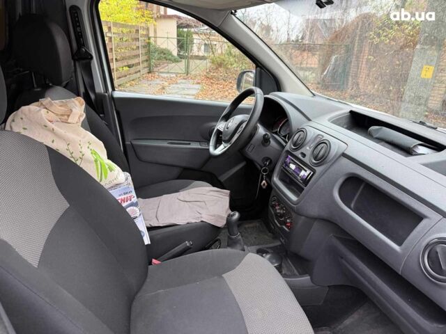 Белый Рено Dokker, объемом двигателя 1.5 л и пробегом 87 тыс. км за 12990 $, фото 16 на Automoto.ua