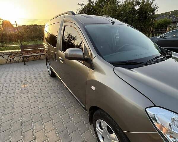 Бежевий Рено Dokker, об'ємом двигуна 1.5 л та пробігом 117 тис. км за 8800 $, фото 8 на Automoto.ua