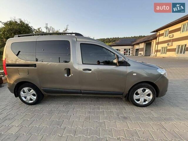 Бежевий Рено Dokker, об'ємом двигуна 1.5 л та пробігом 117 тис. км за 8800 $, фото 7 на Automoto.ua