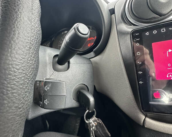 Бежевый Рено Dokker, объемом двигателя 1.46 л и пробегом 130 тыс. км за 8500 $, фото 29 на Automoto.ua