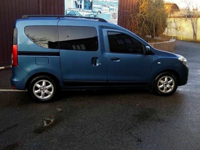 Рено Dokker, объемом двигателя 1.5 л и пробегом 272 тыс. км за 6000 $, фото 2 на Automoto.ua