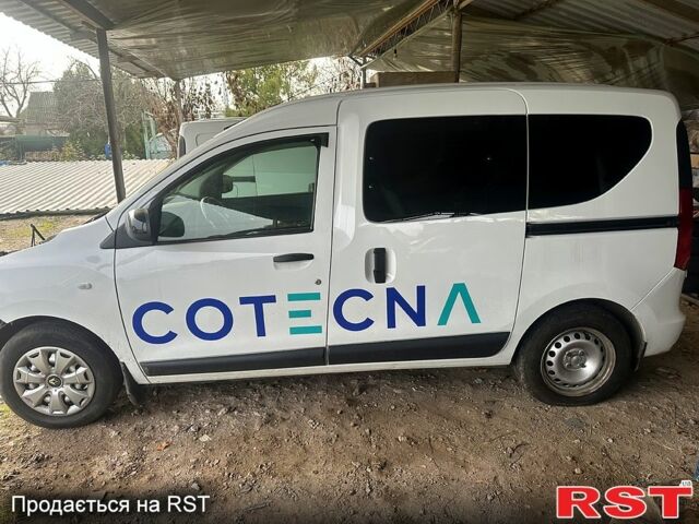 Рено Dokker, об'ємом двигуна 1.5 л та пробігом 160 тис. км за 6500 $, фото 3 на Automoto.ua