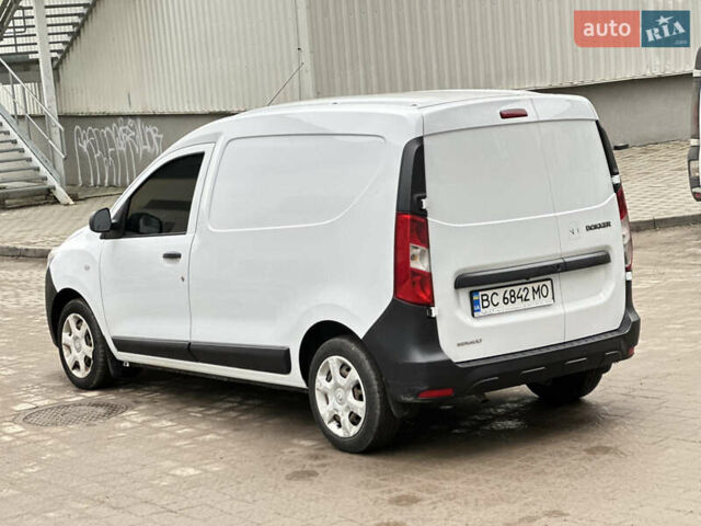 Рено Dokker, объемом двигателя 0 л и пробегом 159 тыс. км за 10300 $, фото 4 на Automoto.ua