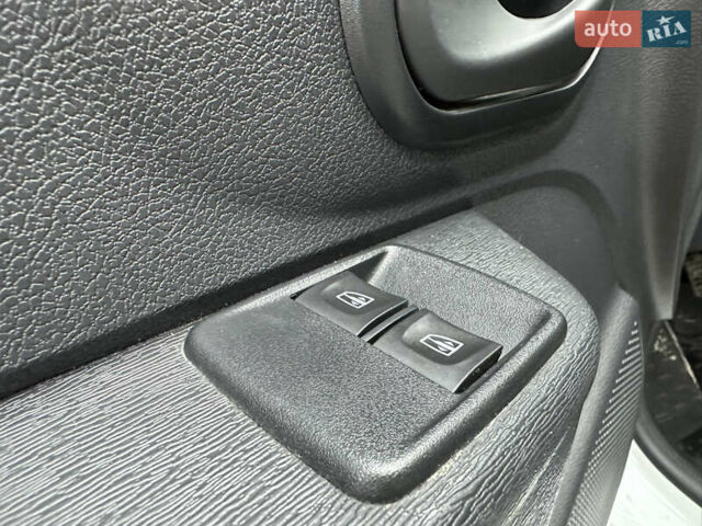 Рено Dokker, объемом двигателя 0 л и пробегом 159 тыс. км за 10300 $, фото 24 на Automoto.ua