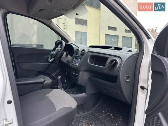 Рено Dokker, объемом двигателя 0 л и пробегом 159 тыс. км за 10300 $, фото 18 на Automoto.ua