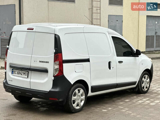 Рено Dokker, объемом двигателя 0 л и пробегом 159 тыс. км за 10300 $, фото 6 на Automoto.ua