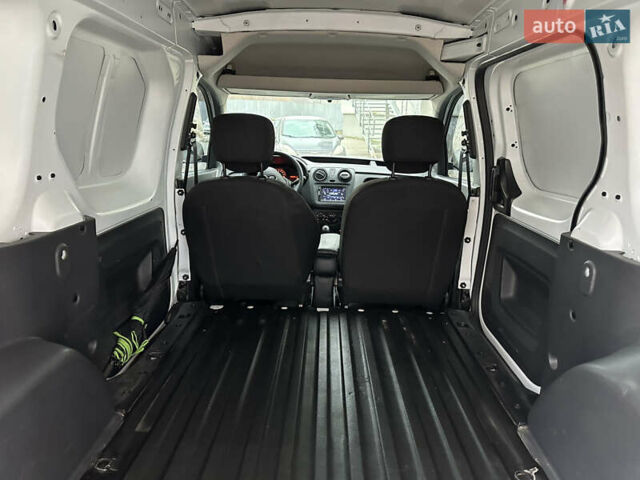 Рено Dokker, объемом двигателя 0 л и пробегом 159 тыс. км за 10300 $, фото 12 на Automoto.ua