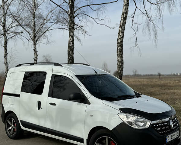 Рено Dokker, объемом двигателя 0 л и пробегом 108 тыс. км за 8399 $, фото 3 на Automoto.ua