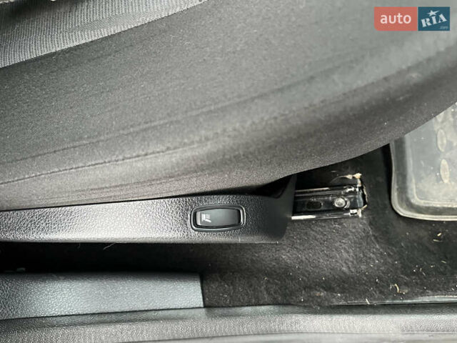 Рено Dokker, об'ємом двигуна 1.46 л та пробігом 270 тис. км за 8900 $, фото 4 на Automoto.ua