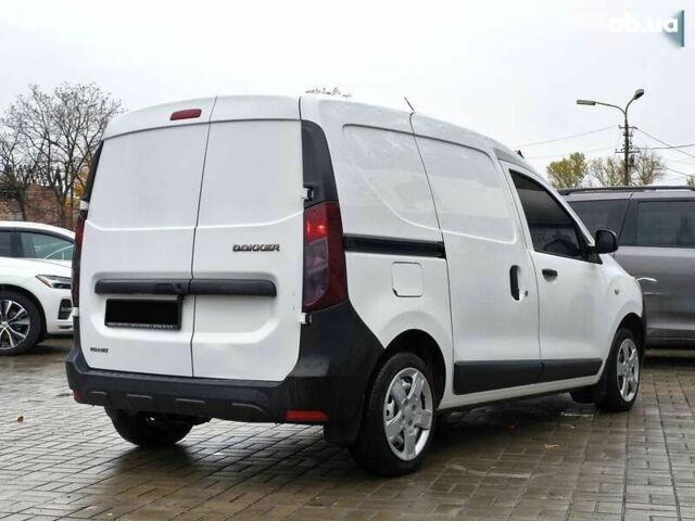 Рено Dokker, объемом двигателя 0 л и пробегом 136 тыс. км за 9200 $, фото 5 на Automoto.ua