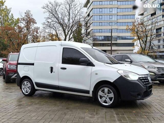 Рено Dokker, объемом двигателя 0 л и пробегом 136 тыс. км за 9200 $, фото 4 на Automoto.ua