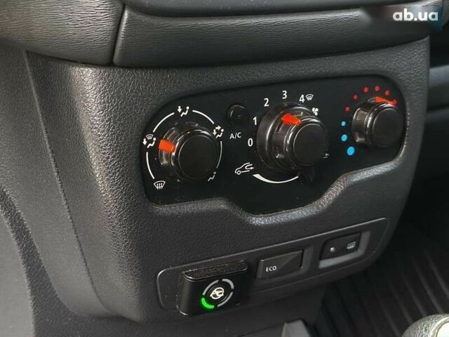 Рено Dokker, объемом двигателя 0 л и пробегом 136 тыс. км за 9200 $, фото 12 на Automoto.ua