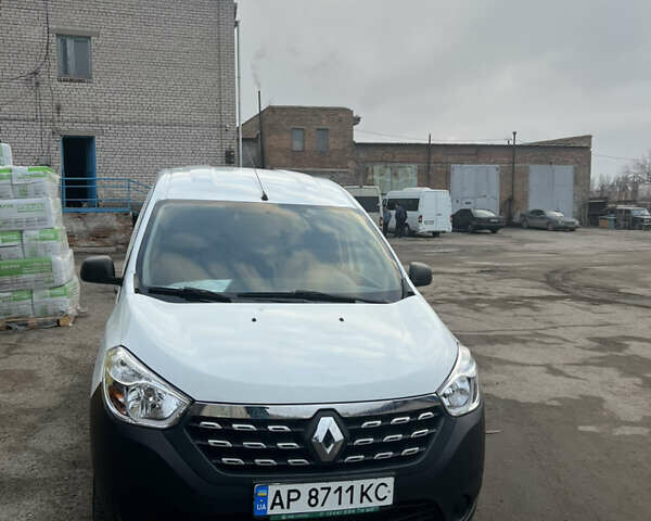 Рено Dokker, об'ємом двигуна 1.5 л та пробігом 70 тис. км за 7800 $, фото 5 на Automoto.ua