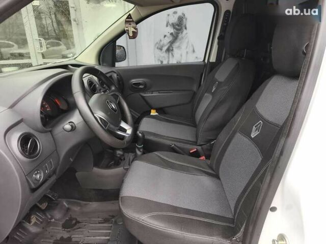 Рено Dokker, объемом двигателя 0 л и пробегом 136 тыс. км за 9200 $, фото 8 на Automoto.ua