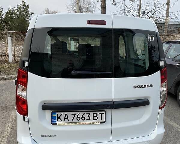 Рено Dokker, об'ємом двигуна 1.5 л та пробігом 92 тис. км за 12500 $, фото 4 на Automoto.ua