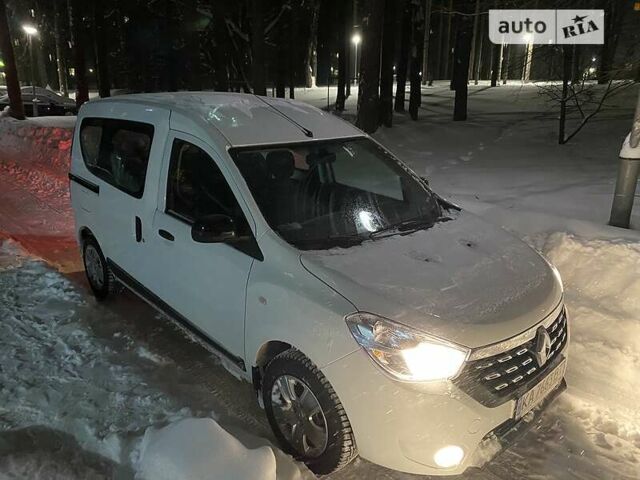 Рено Dokker, об'ємом двигуна 1.5 л та пробігом 92 тис. км за 12500 $, фото 8 на Automoto.ua