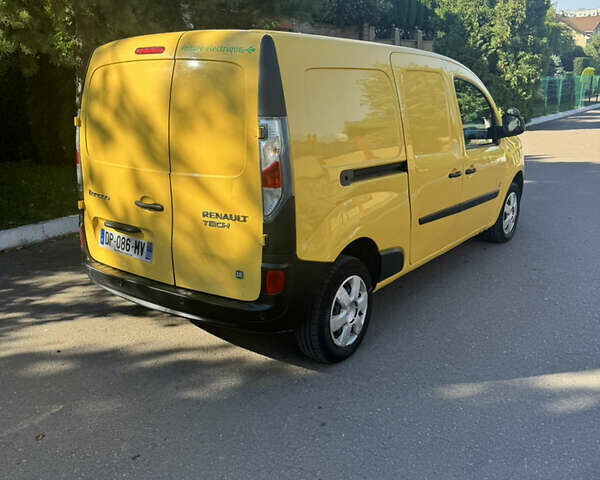 Желтый Рено Dokker, объемом двигателя 0 л и пробегом 58 тыс. км за 5500 $, фото 5 на Automoto.ua