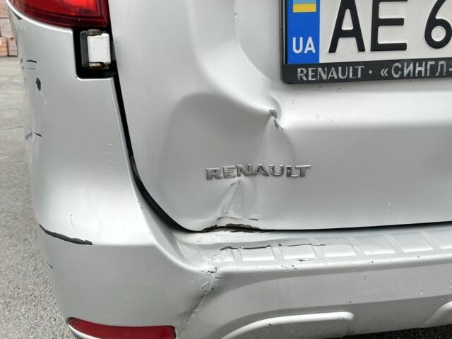 Сірий Рено Dokker, об'ємом двигуна 1.5 л та пробігом 169 тис. км за 7500 $, фото 5 на Automoto.ua